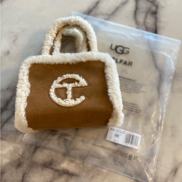 Telfar X UGG Shopping Bag - Picture 7 of 11